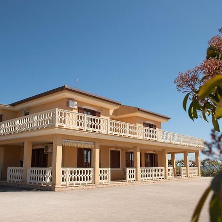 B&B La Terrazza Degli Scrittori Racalmuto Екстер'єр фото