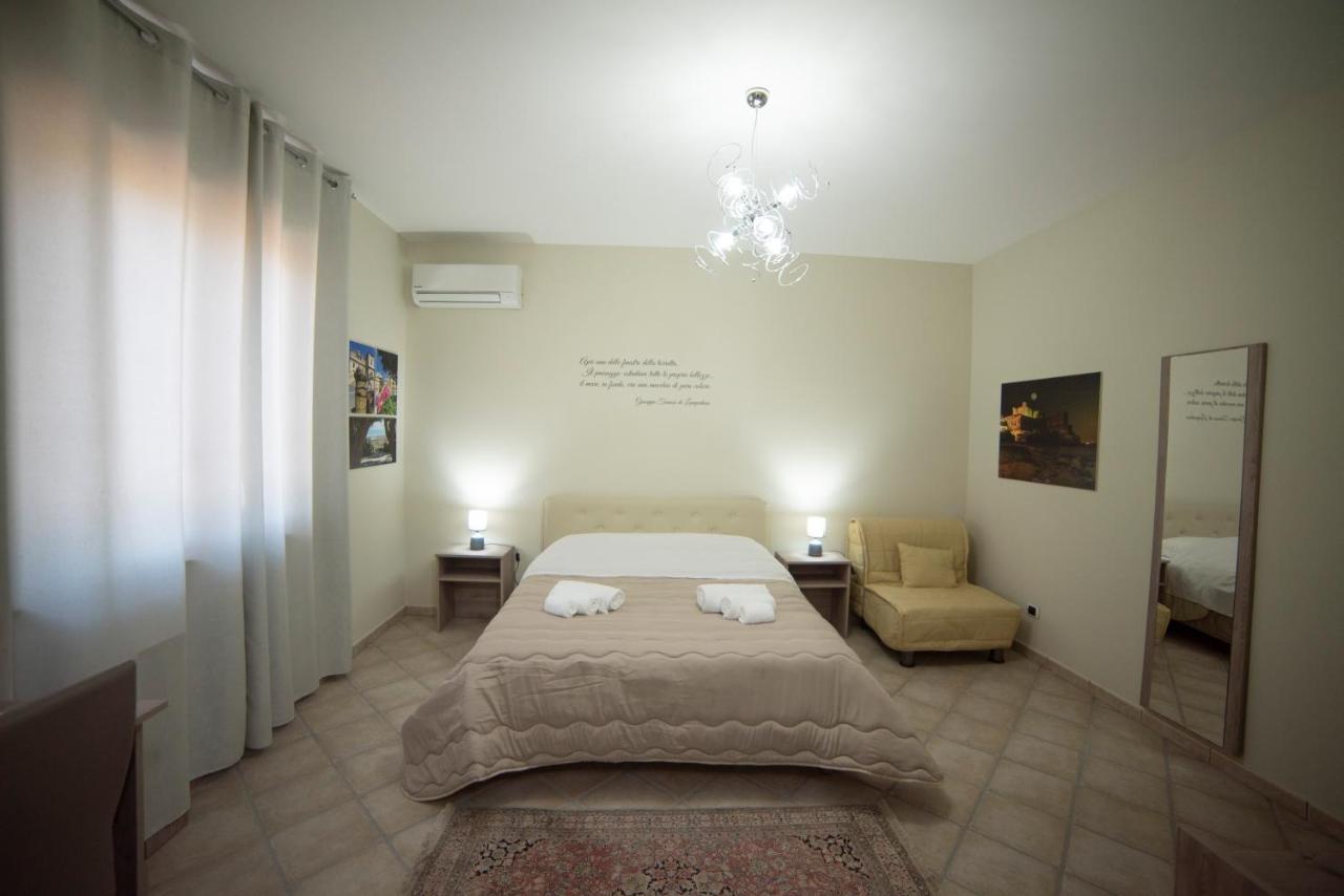 B&B La Terrazza Degli Scrittori Racalmuto Екстер'єр фото