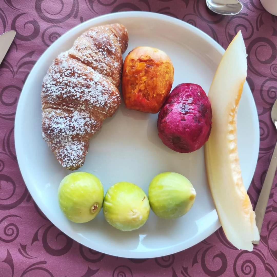 B&B La Terrazza Degli Scrittori Racalmuto Екстер'єр фото