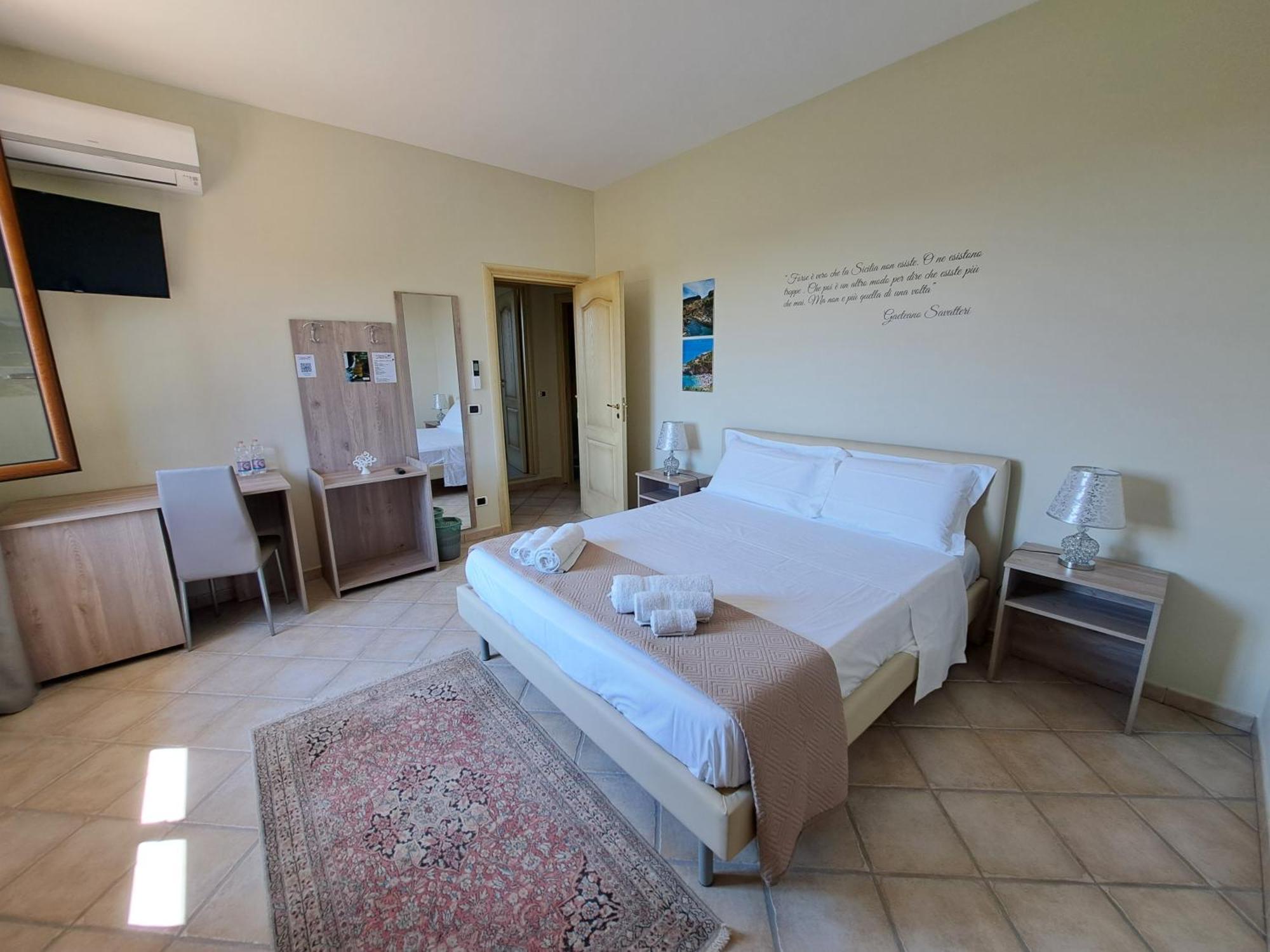 B&B La Terrazza Degli Scrittori Racalmuto Екстер'єр фото
